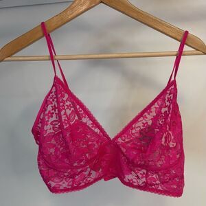 NWT INC International Concepts Fuchsia Lace Bralette